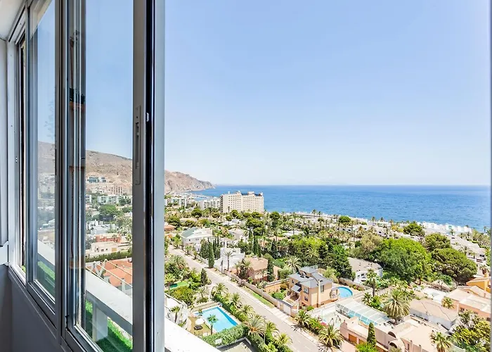 Estudio Con Increibles Vistas A La Playa + Piscina